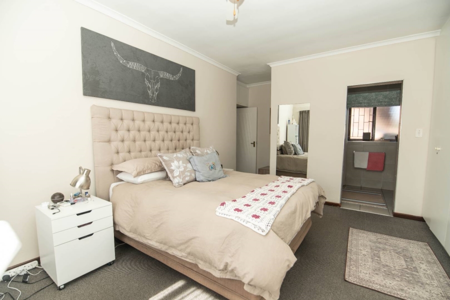 3 Bedroom Property for Sale in Summerstrand Eastern Cape